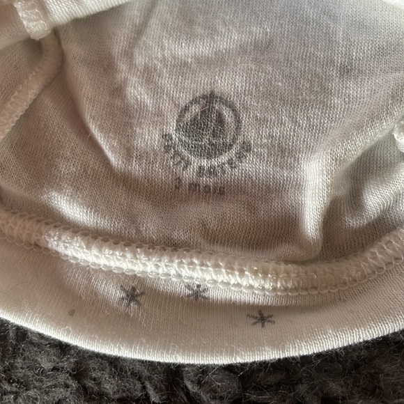 2/$20 NWT! PETIT BATEAU BABY HAT - stars! - Picture 4 of 8